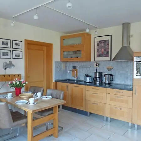 Cosy In Ostseebad Wustrow Apartment *